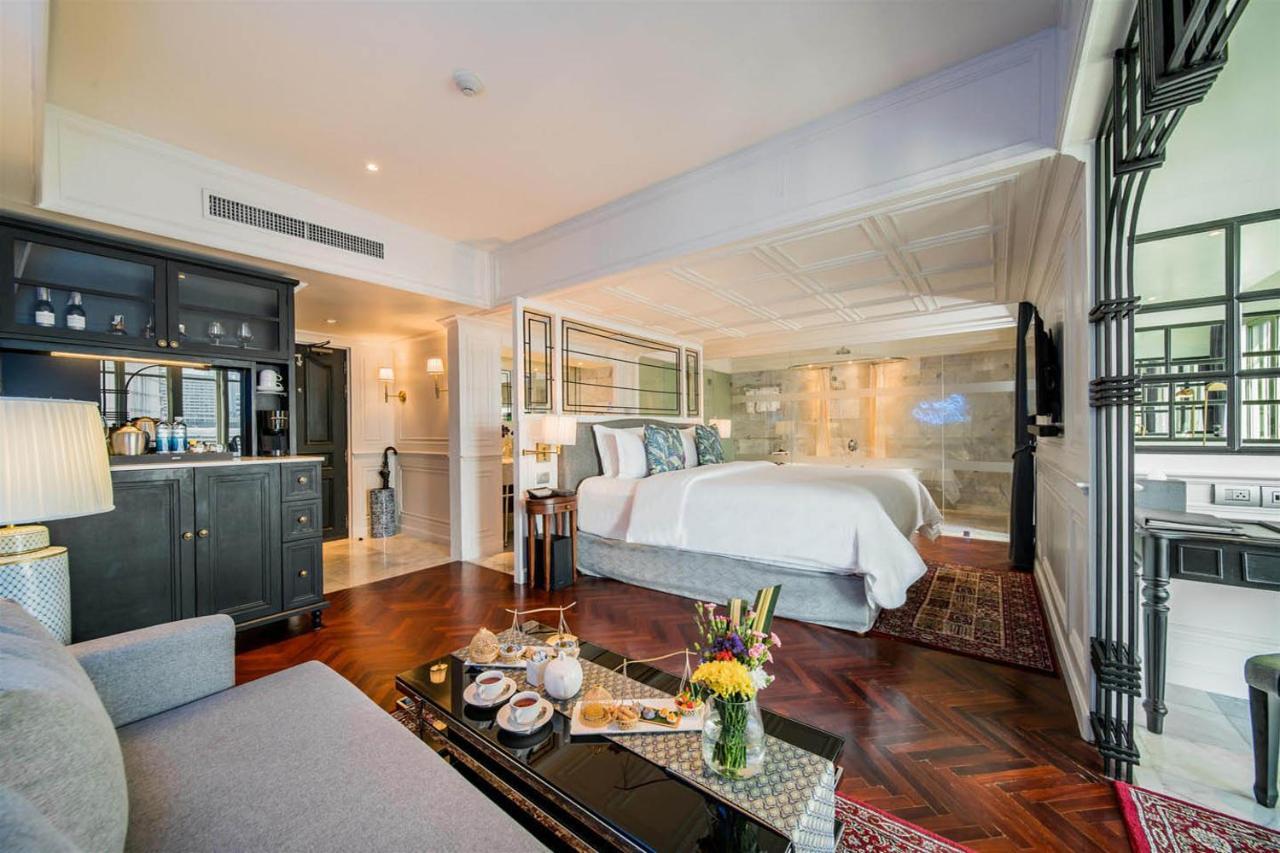 Akara Hotel Bangkok Zewnętrze zdjęcie A suite at the hotel
