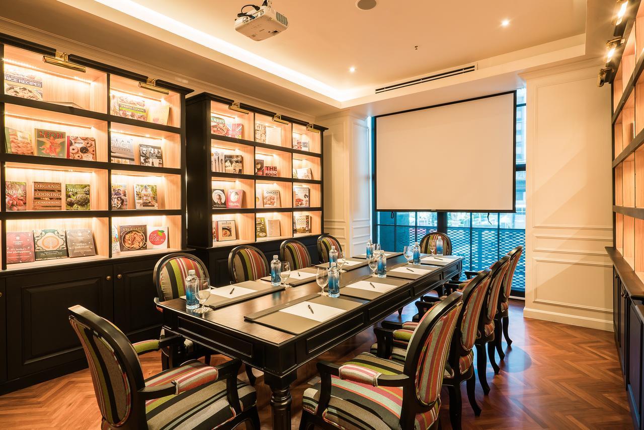 Akara Hotel Bangkok Zewnętrze zdjęcie Meeting room at the hotel