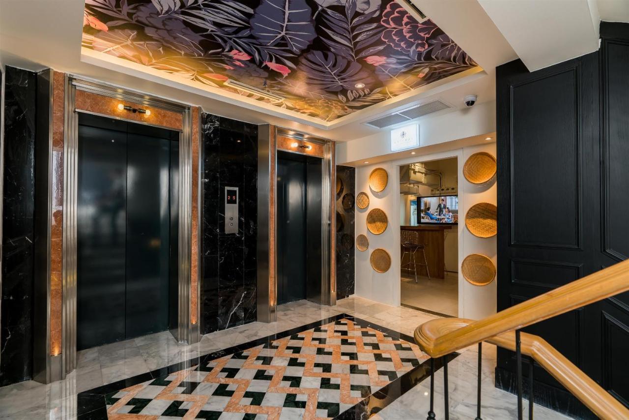 Akara Hotel Bangkok Zewnętrze zdjęcie The elevators